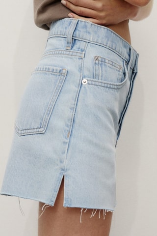 Short en jean bas effiloché - Bleu Clair