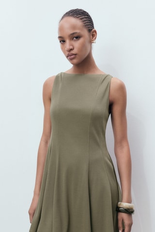 Robe plissée et évasée - Kaki