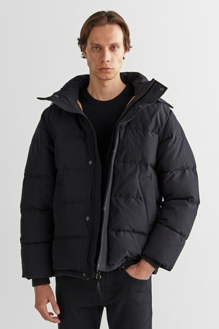 Anorak regular fit con capucha - Negro