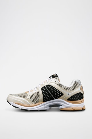 Zapatillas Progrid Triumph 4 - Beige y camel