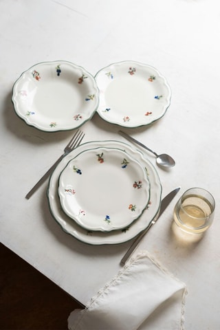 Serviço em porcelana - 24 peças