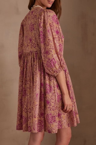 Vestido evasé - marfil y fucsia