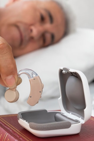 2 amplificateurs de son rétro auriculaires avec accessoires - 8 produits