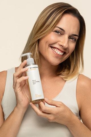 Nettoyeur de peau Hydro-Care et gel nettoyant