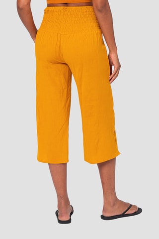 Pantaloni capri in lino