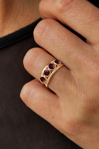 Ring - Geelgoud en Granaten