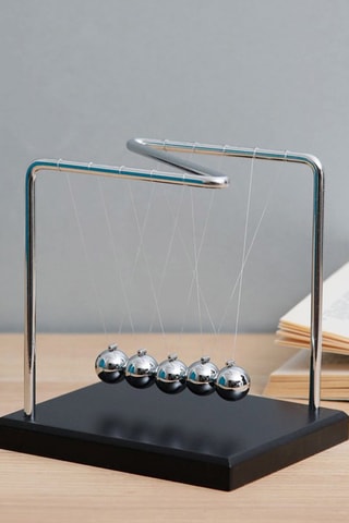 Newton-pendule 11,8 x 14 x 14,5 cm - Zilverkleurig en Zwart
