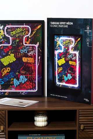 Wanddecoratie Neon Iconic Perfume  - 60 x 40 x 3 cm