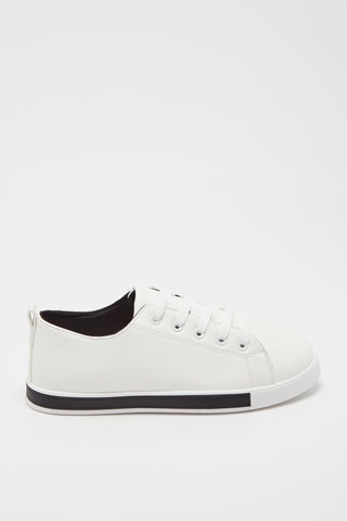 Sneakers 
Wit en Zwart