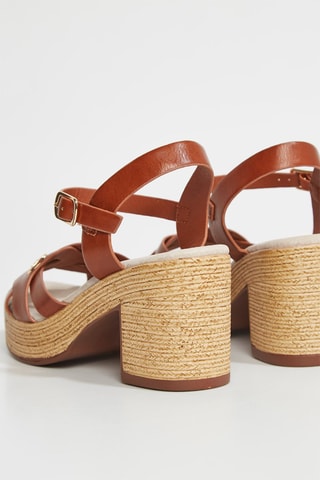 Sandali con tacco Louanne - Cammello