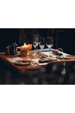 Coffret Repas d'excellence avec boissons ou apéritif pour deux jeunes mariés - 2 personnes - 39 mois