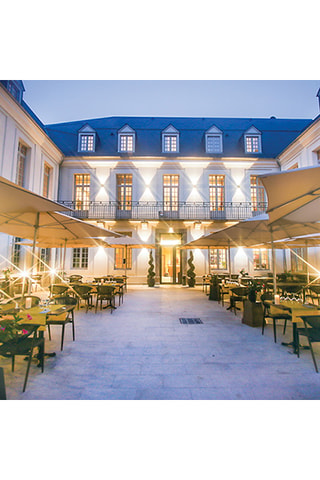 Séjour de 3 jours à Bagnères-de-Luchon avec champagne en hôtel 4* - 2 personnes - 39 mois