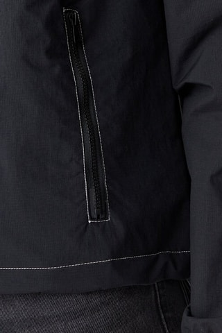 Coupe-vent à capuche - Noir - Guess