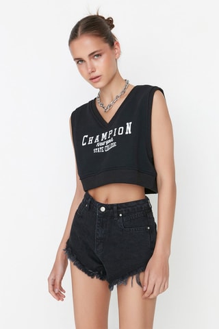 Shorts in jeans