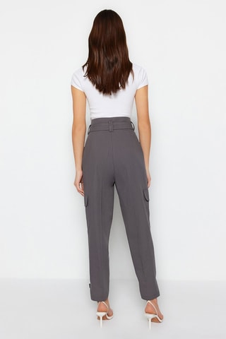 Pantaloni cargo a vita alta