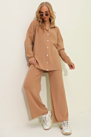 Pantaloni wide legs e gilet - Beige