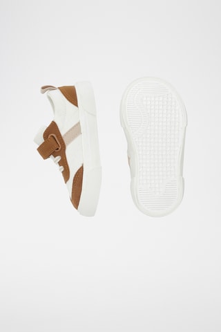 Tenis - Blanco y marrón