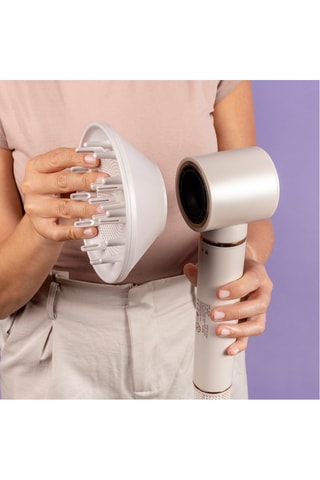 Sèche-cheveux - 1400 W - 9 vitesses