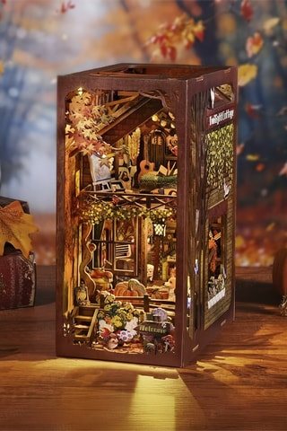 Puzzle 3D book nook in legno Cabane au Crépuscule - Da 14 anni