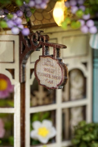 Modellino 3D pieghevole Molly Garden LED in legno - Da 14 anni