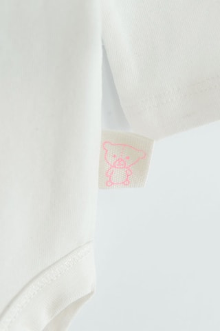Body - Ecru
