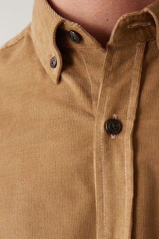 Chemise regular en velours - Camel