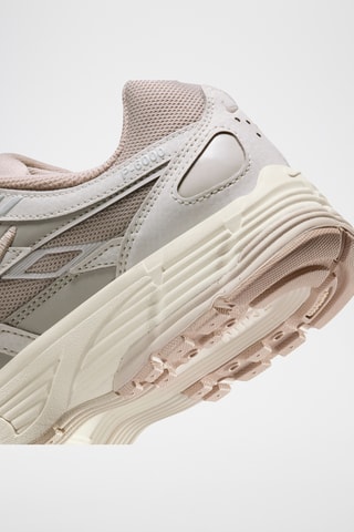 Nike P-6000 - Gris clair
