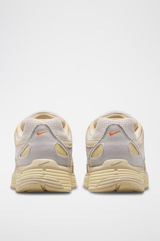 Nike P-6000 en cuir - Gris