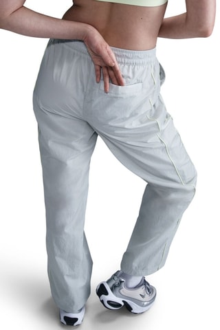 Pantalon taille haute Nike Windrunner - Gris clair