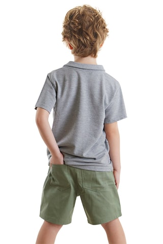 Camiseta y short - Gris y azul marino