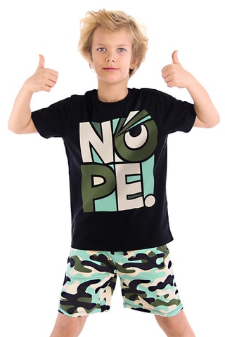 Camiseta y short - Negro