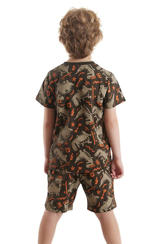Camiseta y short - Marrón oscuro