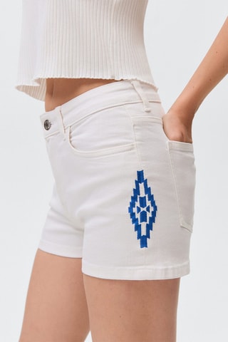 Shorts détail brodé - Blanc