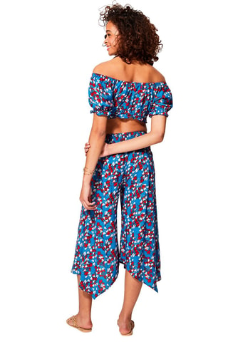 Crop top y culotte asimétrico - Azul y rojo
