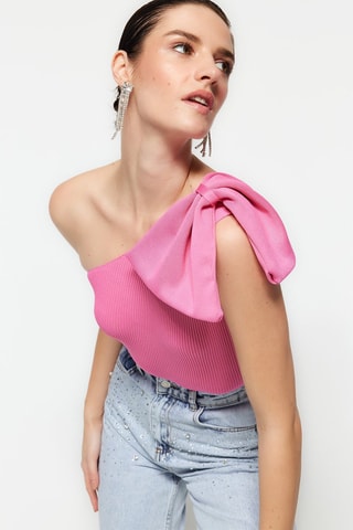 Top assimétrico - Preto - Rosa