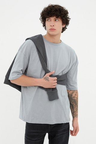 T-shirt - Preto - Cinzento