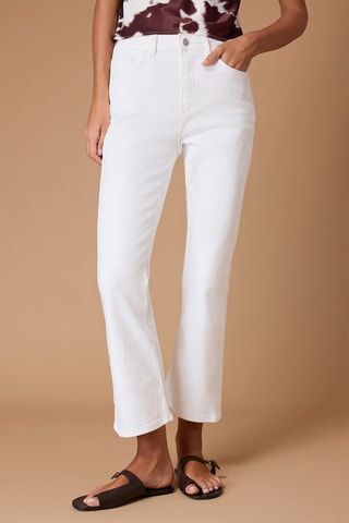 Calças de ganga flare 7/8 cintura subida - Branco
