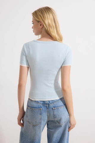 Top - Azul-claro