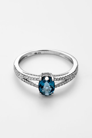 Anillo Titiana - Oro blanco, diamantes y topacio azul de Londres