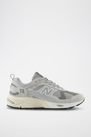 Sneakers in pelle 878 - Grigio