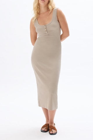 Vestido recto - Beige