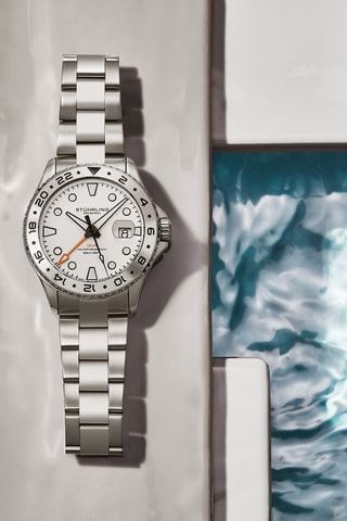Reloj de cuarzo de acero - Plateado