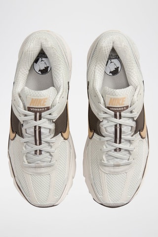 Nike Zoom Vomero 5 in pelle - Ecrù e marrone