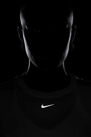 T-shirt slim da training - Bianco - Nike