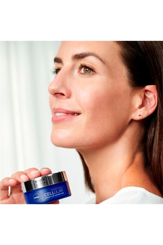 Tratamiento hidratante antiedad de noche Cellular Expert Filler - 50 ml
