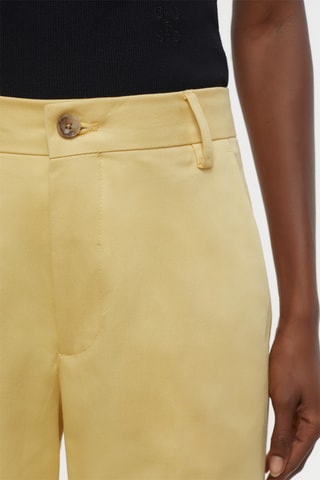 Pantalón straight. - Amarillo