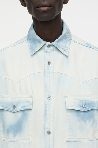 Camisa vaquera regular fit tie-dye - Azul claro