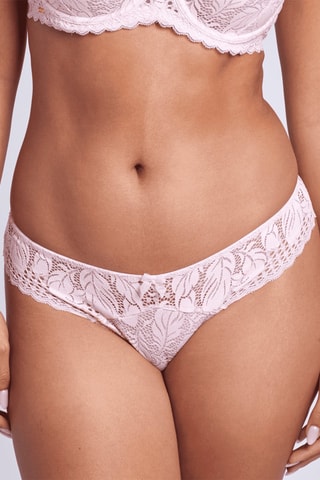 Beha Romance - Roze - Cup D tot G
