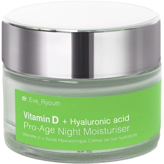 Crema de noche hidratante con vitamina D y ácido hialurónico Pro-Age - 50 ml