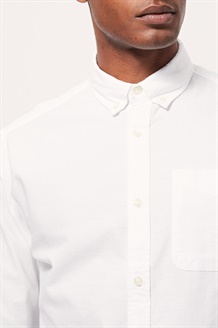 Camisa slim 
Branco